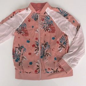 Kiabi teen jacket. Size 14Y or XS
